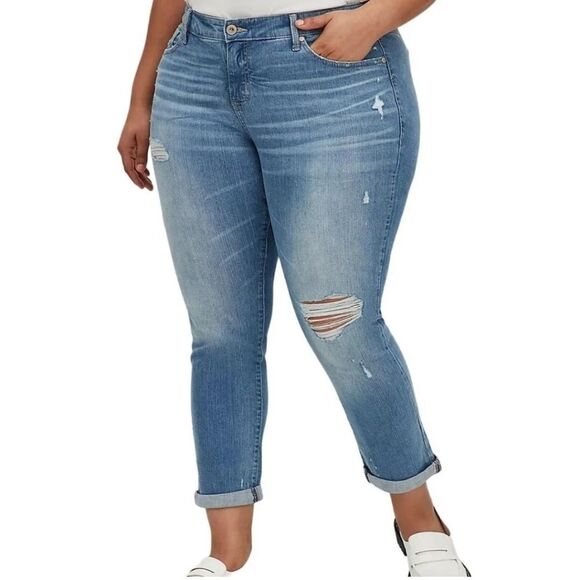 Torrid Boyfriend Straight Vintage Stretch Mid-Rise Denim Jeans Size 22T - Picture 1 of 6